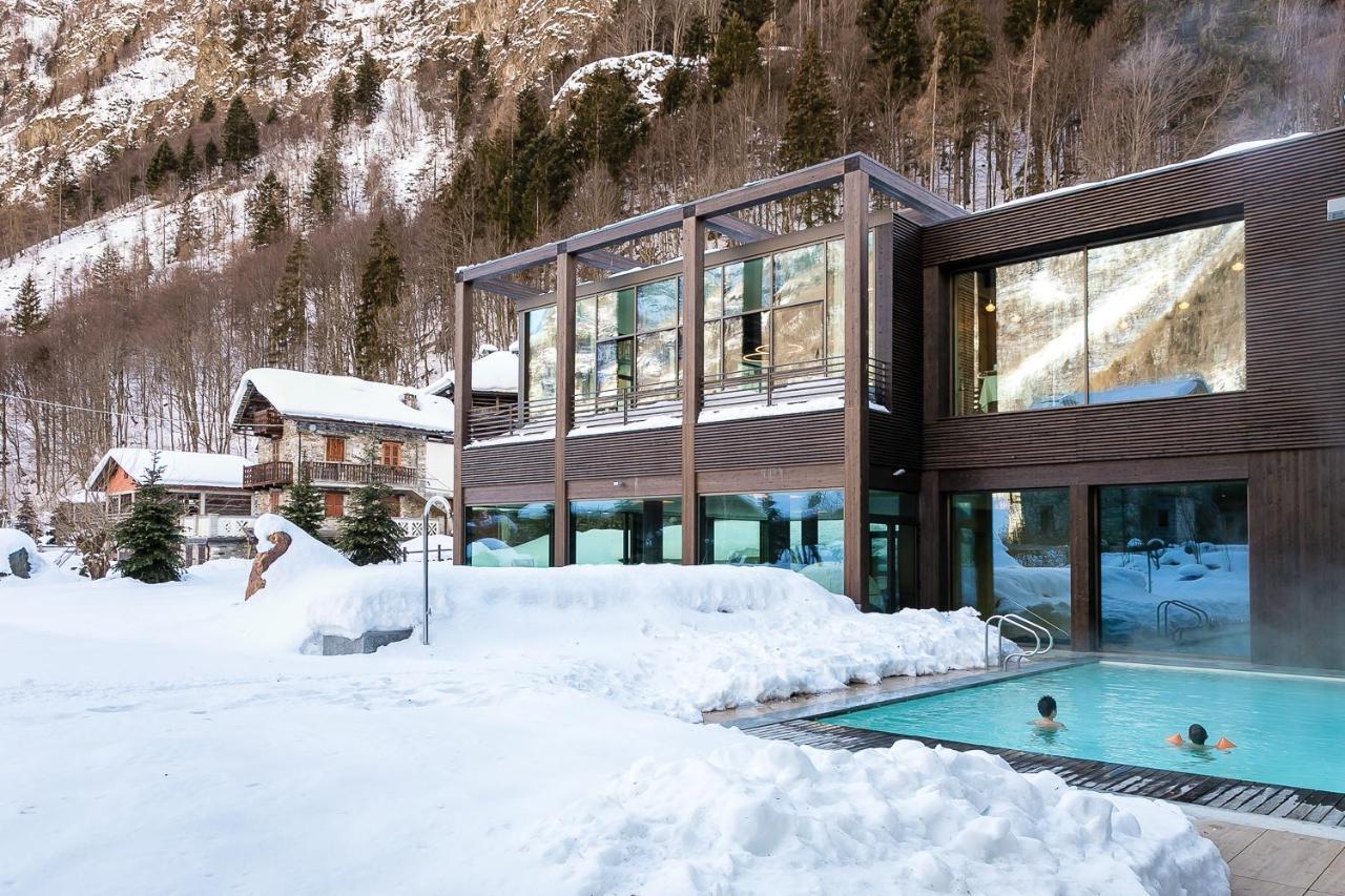 Nh Collection Alagna Mirtillo Rosso Exterior photo