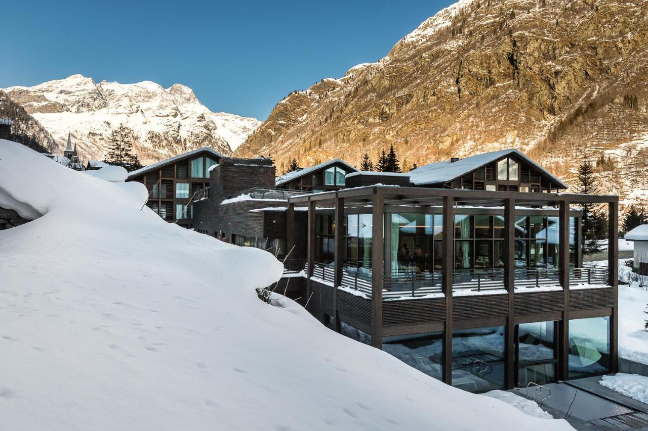 Nh Collection Alagna Mirtillo Rosso Exterior photo